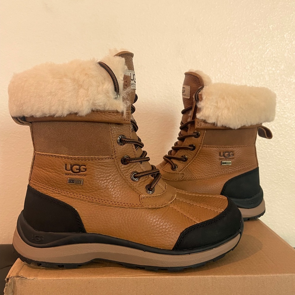 UGG women’s boots size 5 and 5.5 available.  Free Shipping.